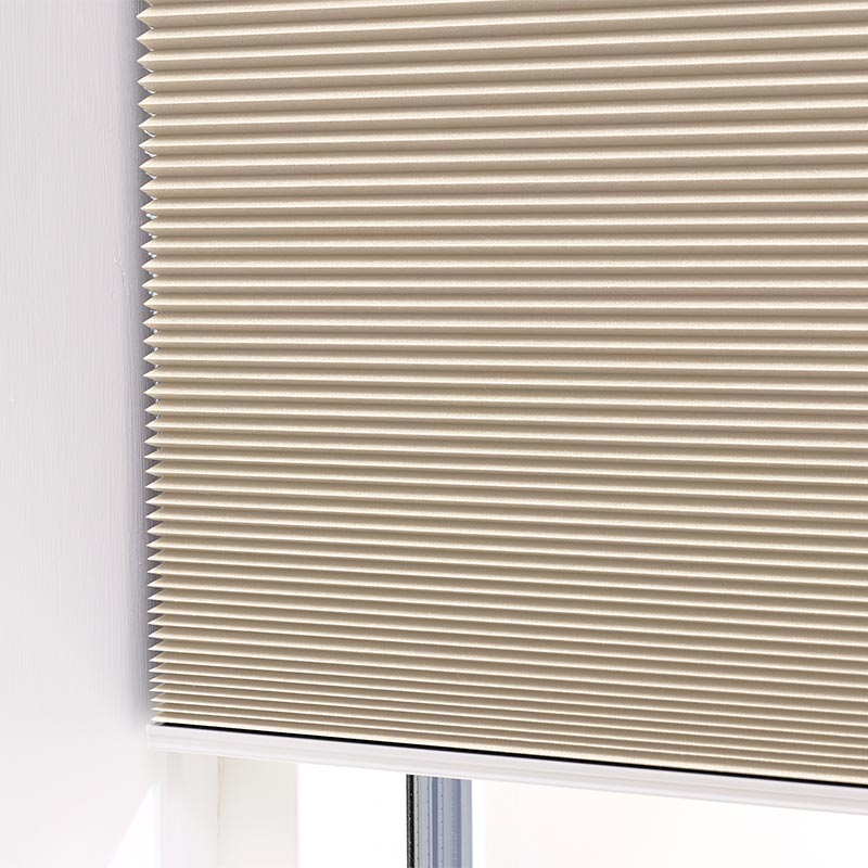 Astrid plisségardin easylift m/greb mørklægning  Lys beige - Honeycomb