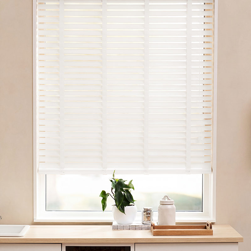 Freja træpersienne 50mm Hvid 