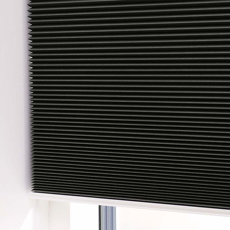 Astrid plisségardin easylift m/greb Sort - Enkeltlag