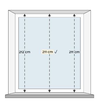 Opmåling af højde ved bestilling af stofgardin efter mål