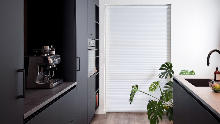Elektriske køkkengardiner